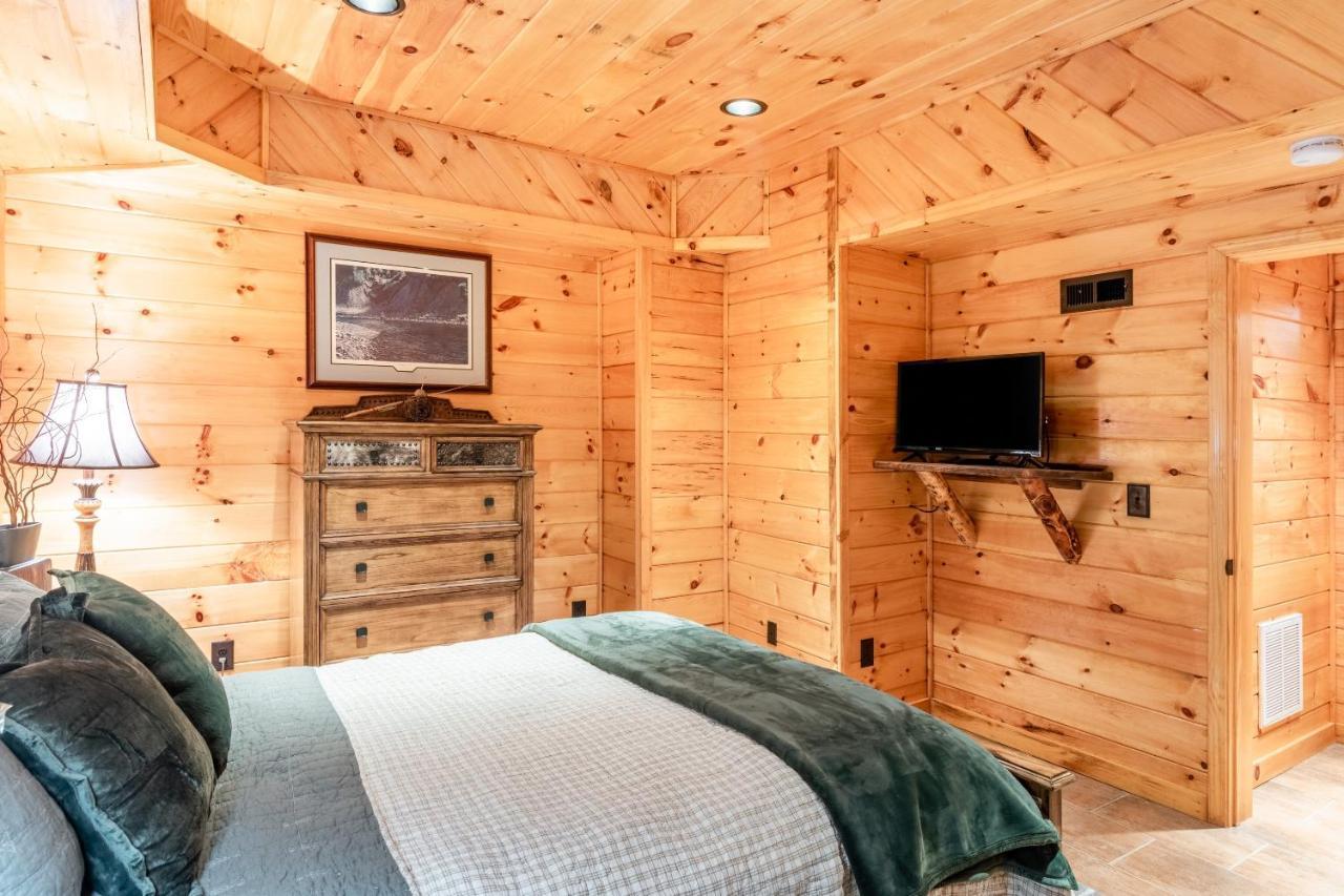 Iron Mountain Lodge - Beautiful Cabin With Forest & Mountain Views! Butler Exterior foto